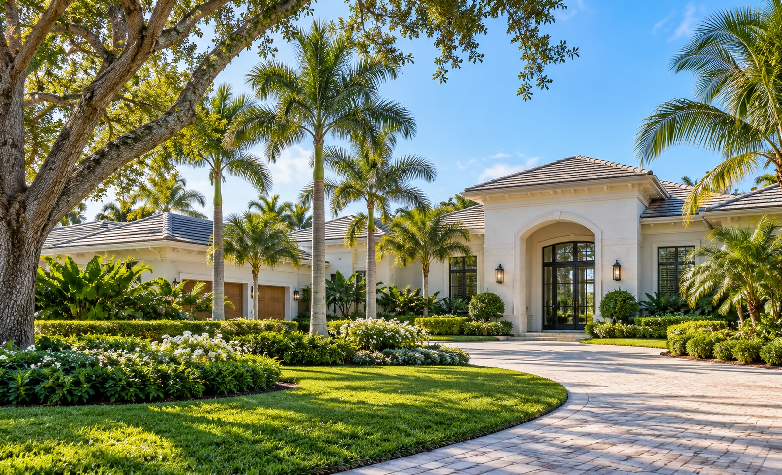 Single family homes in Pelican Bay